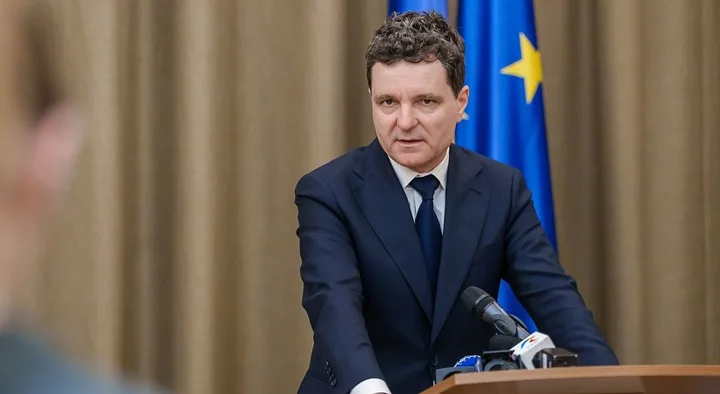 Nicușor Dan discută despre formarea unui guvern stabil în România.