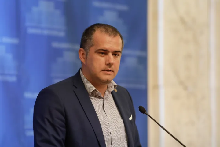 Lucian Viziteu discută despre schimbarea conducerii USR și autonomia filialelor.