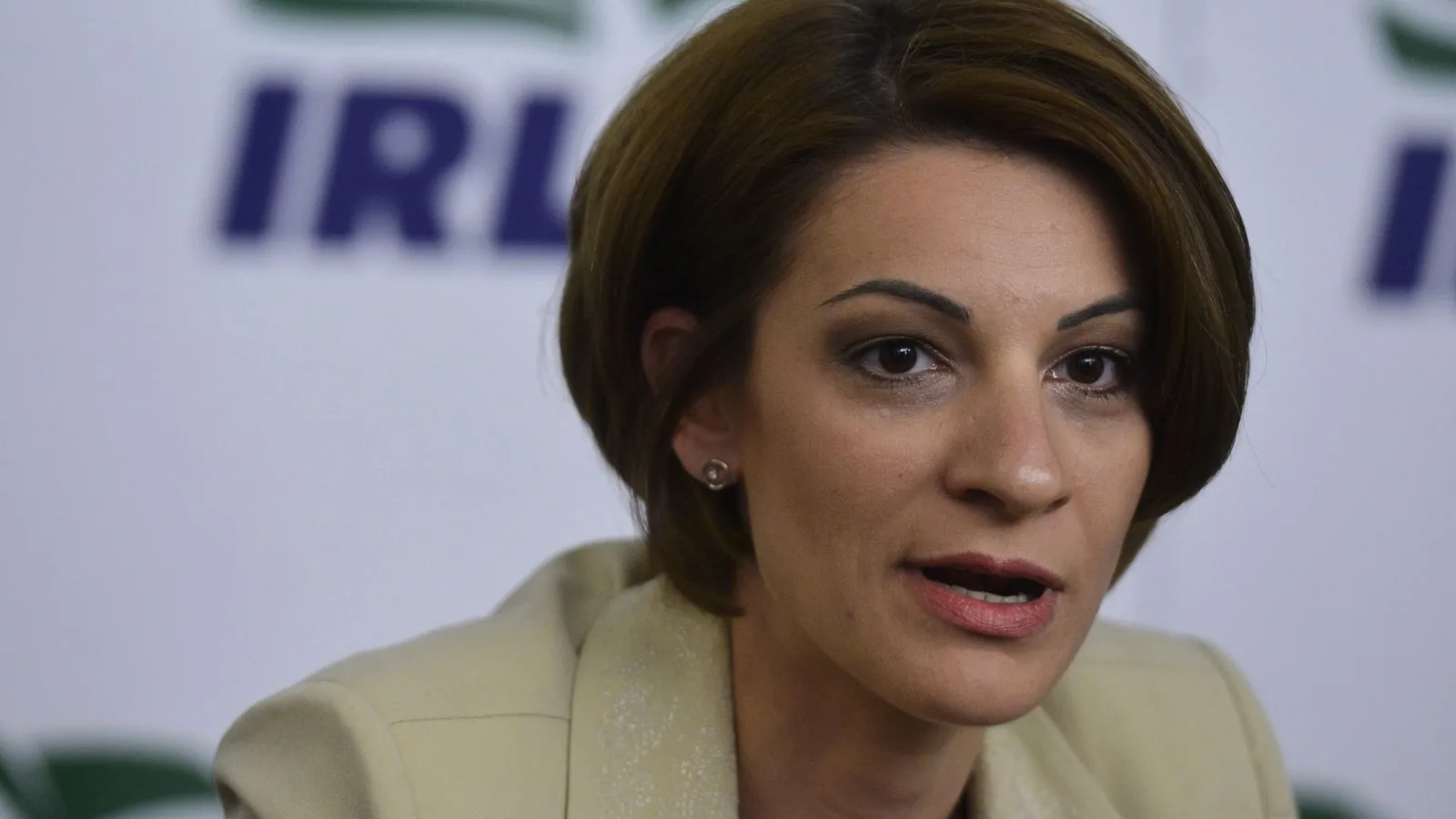 Diana Tușa discută despre blocajul guvernamental și propunerile politice curente.
