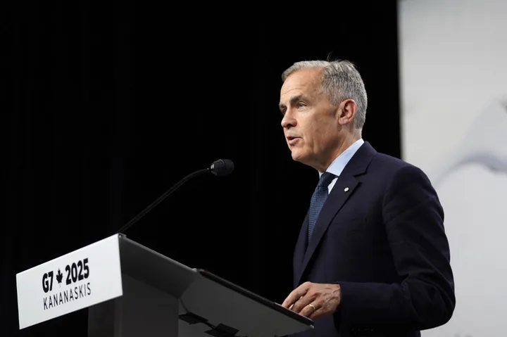 Canada alocă 500 milioane de euro pentru facilitatea de împrumut a UE de 90 miliarde de euro destinată Ucrainei - finanțarea folosește active rusești înghețate și deschide achiziții militare din industria canadiană