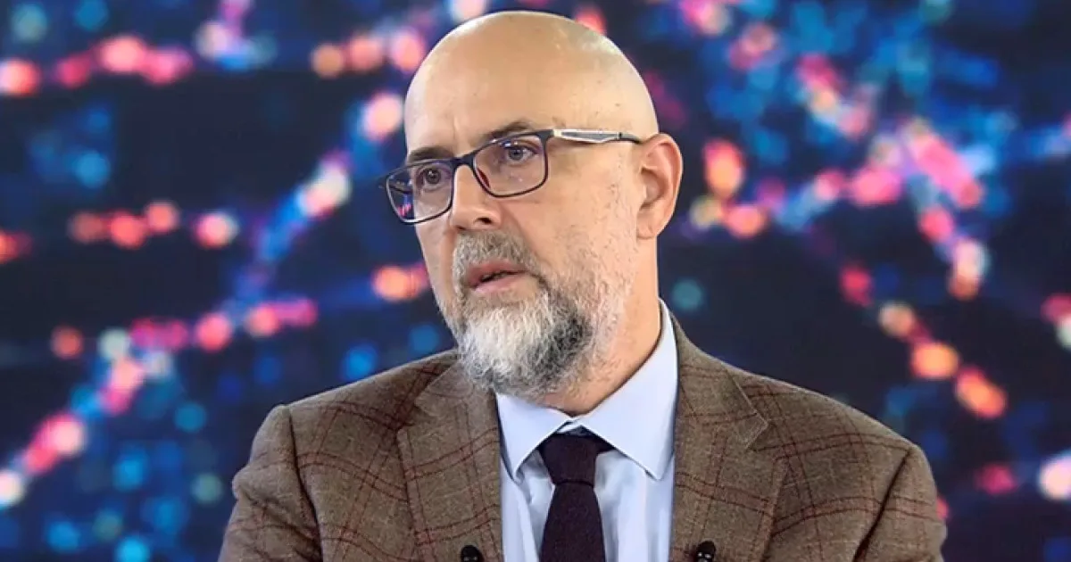 Kelemen Hunor discută despre responsabilitatea premierului în guvernare.