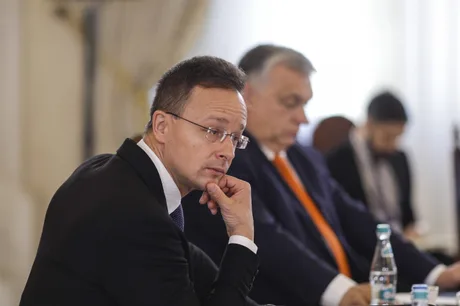 Peter Szijjarto discutând despre sancțiunile UE și tranzitul de petrol rusesc.