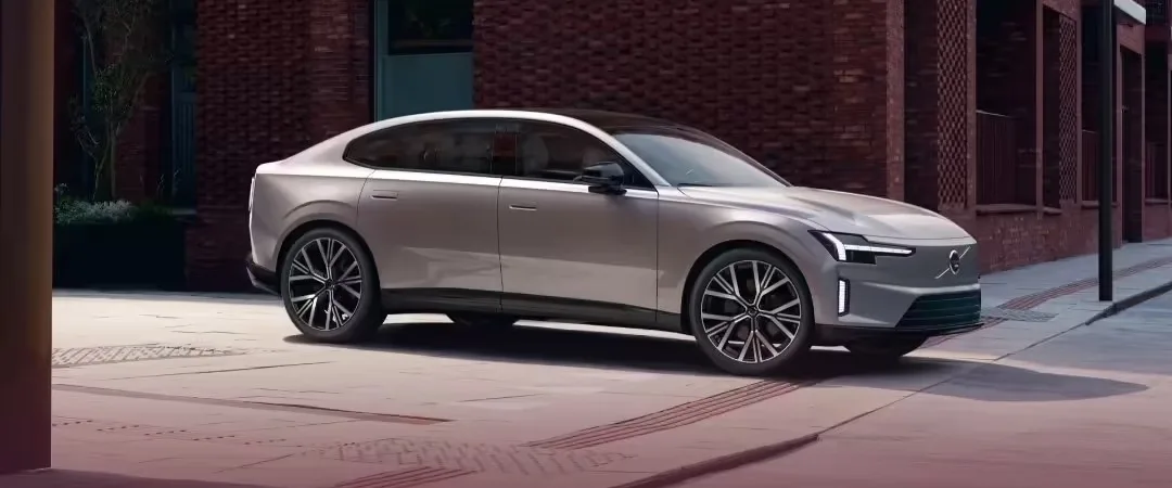 Limuzină D ultra-luxoasă Volvo, pregătită pentru piața din China.