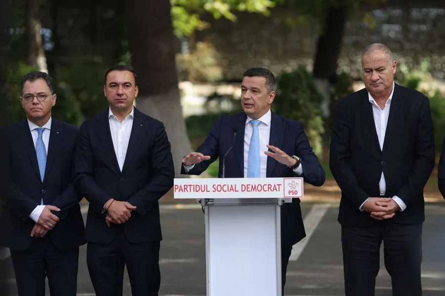 Sorin Grindeanu discută despre strategia PSD în fața presei.
