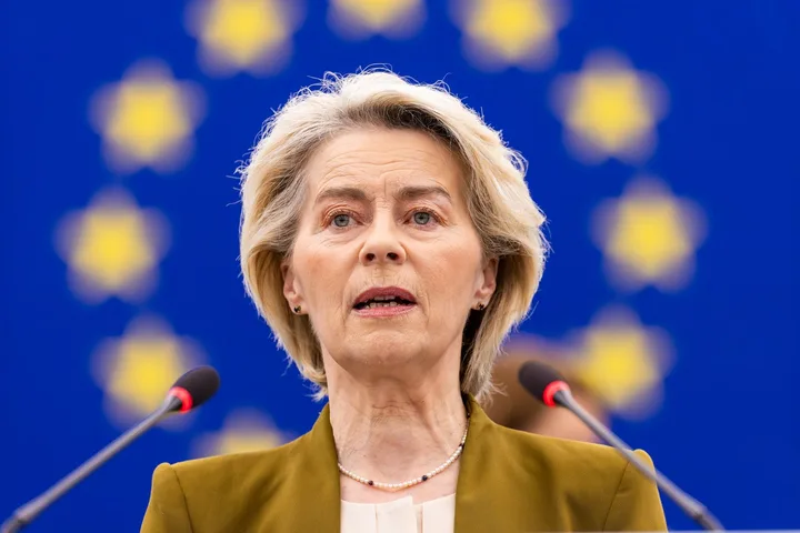 Ursula von der Leyen susține alocarea de fonduri pentru Ucraina.