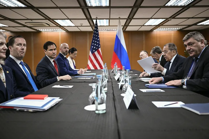 Întâlnire diplomatică între oficiali americani și ruși la ONU.